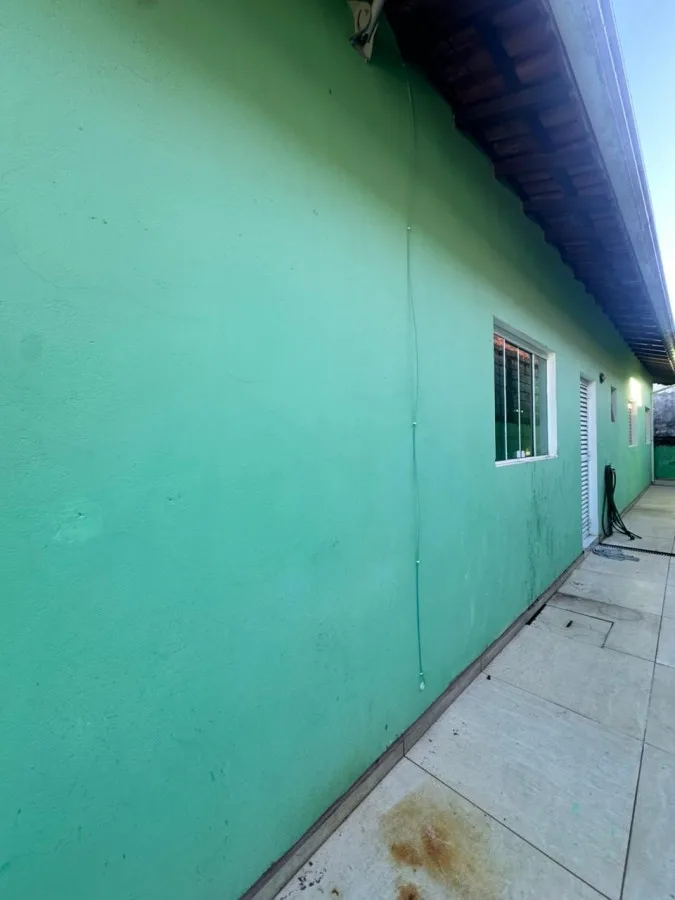 Casa para Venda em São Roque, Jardim Caparelli (Mailasqui), 2 dormitórios, 1 banheiro, 2 vagas