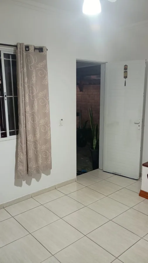 Casa para Venda em São Roque, Jardim Vinhas Do Sol (Mailasqui), 2 dormitórios, 1 banheiro, 2 vagas