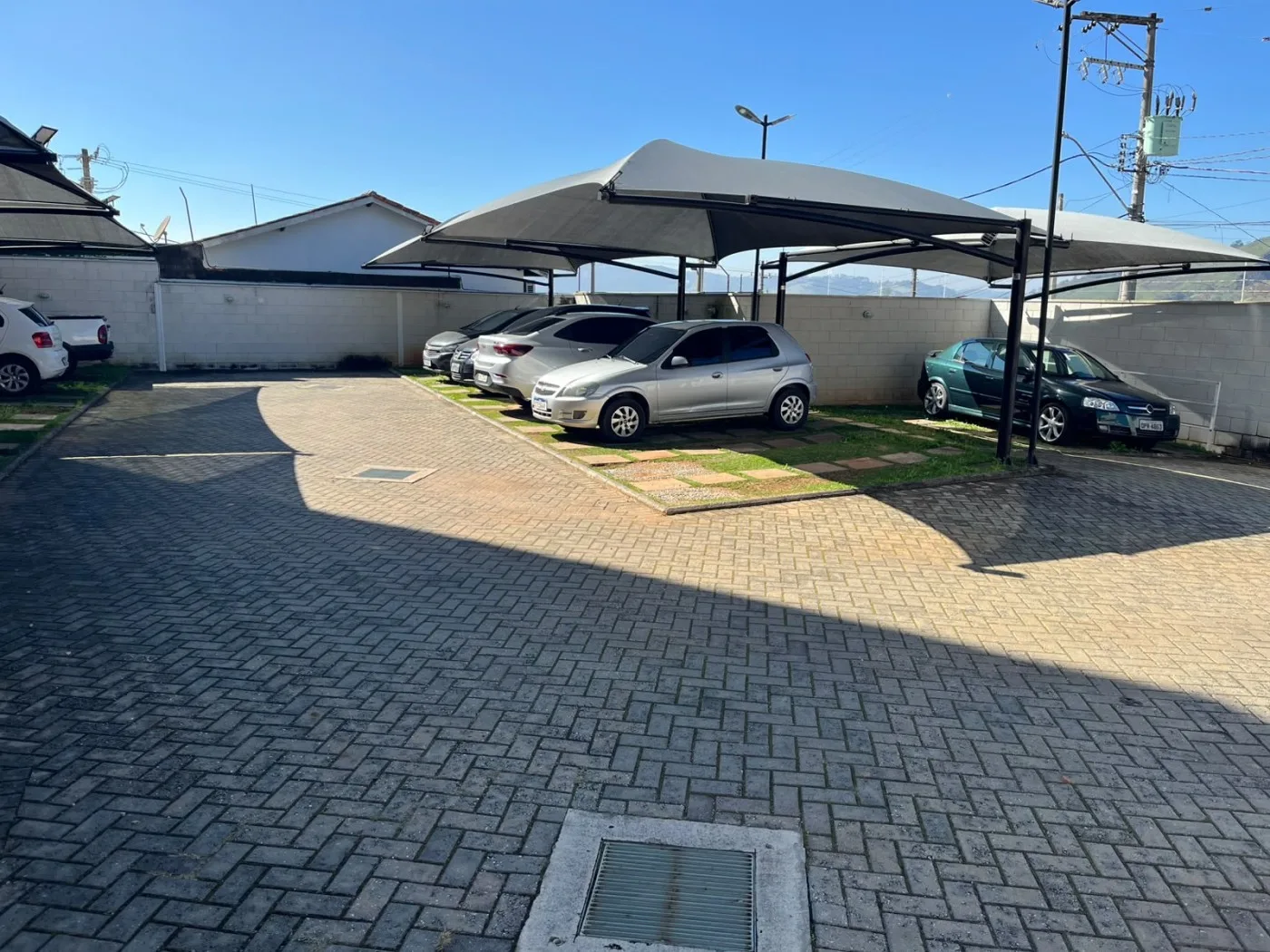 Apartamento para Venda em São Roque, Jardim Brasília, 2 dormitórios, 1 banheiro, 1 vaga