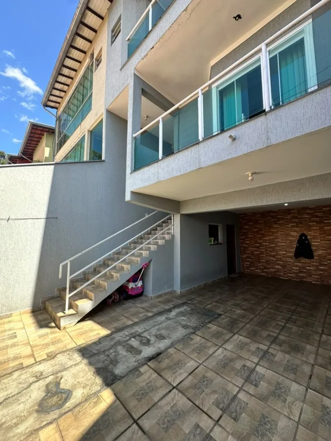 Casa para Venda em Mairinque, Chácaras Lane, 3 dormitórios, 1 suíte, 2 banheiros, 3 vagas